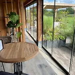 't Heidepaleis 住宿加早餐酒店 加德兰