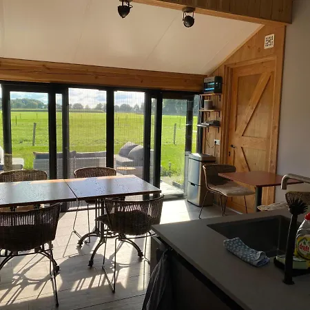 Bed & Breakfast 't Heidepaleis