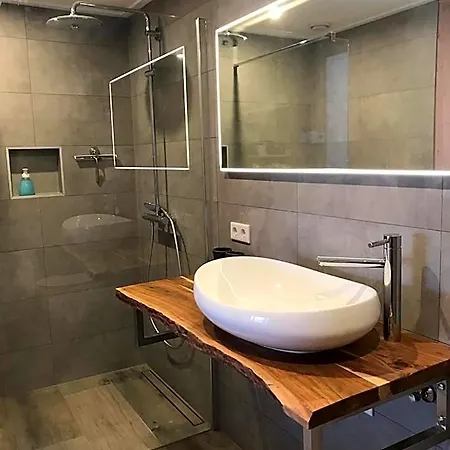 Bed and Breakfast 't Heidepaleis 4*