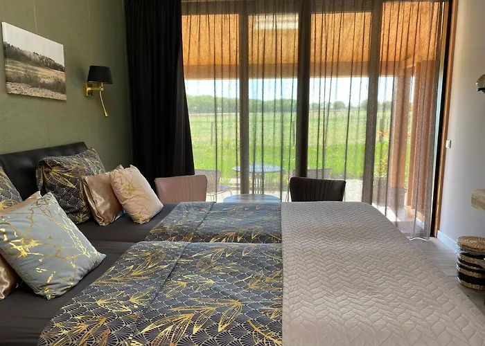 't Heidepaleis Bed and breakfast 4*